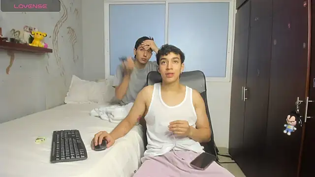 Snapshot of Noxx_starkK chatting on October 2025 01:48:02 AM Noxx starkK online show from October 2025 01:48:02 AM