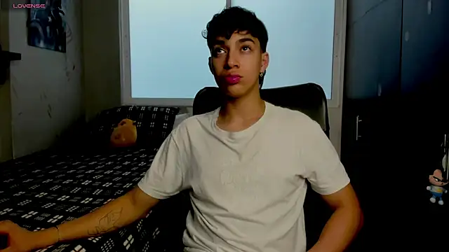 Noxx starkK online show from February 2026 06:25:01 PM