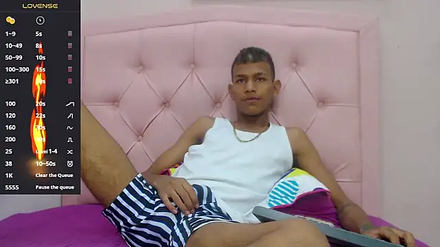 Snapshot of Rory_castro chatting on November 2025 06:15:01 PM Rory castro online show from November 2025 06:15:01 PM