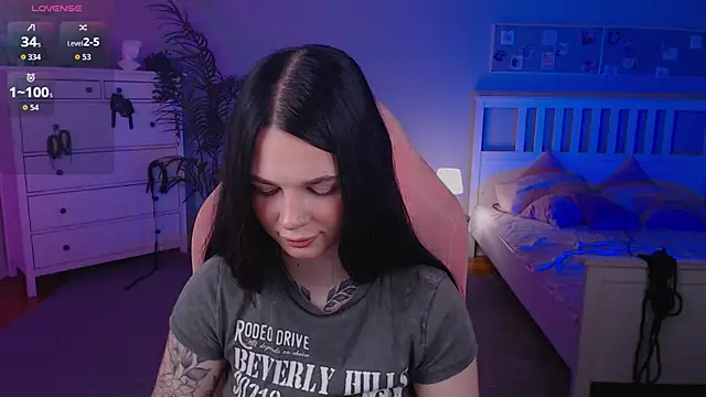 Snapshot of Michela_Fruet chatting on October 2025 01:11:01 AM Michela Fruet online show from October 2025 01:11:01 AM