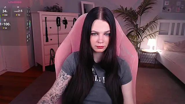 Snapshot of Michela_Fruet chatting on October 2025 01:17:01 AM Michela Fruet online show from October 2025 01:17:01 AM