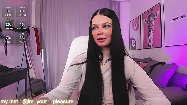 Snapshot of Michela_Fruet chatting on January 2026 01:11:01 AM Michela Fruet online show from January 2026 01:11:01 AM