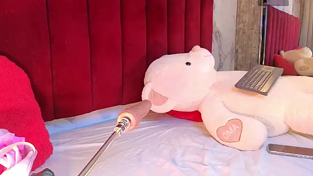 PrincePoppy online show from February 2026 03:50:01 AM