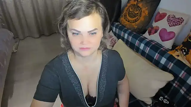 MildMature online show from December 2025 07:44:01 PM