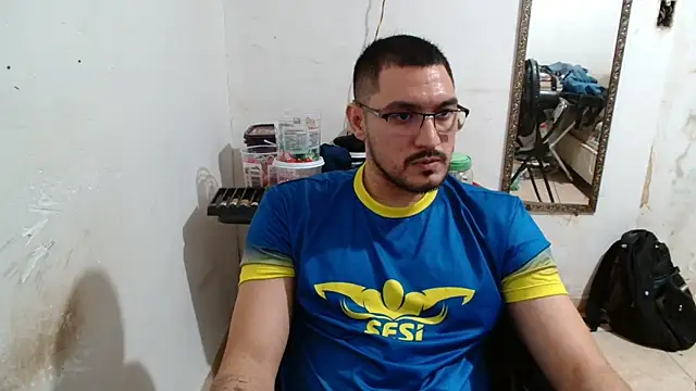 Leonino231 online show from November 2025 08:41:02 PM