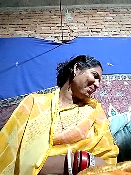 Savita992 online show from December 2025 11:30:02 AM