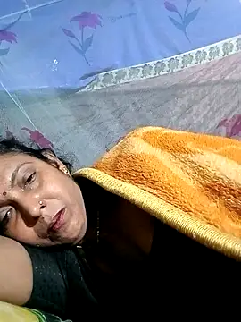 Snapshot of Savita992 chatting on February 2026 11:58:02 PM Savita992 online show from February 2026 11:58:02 PM