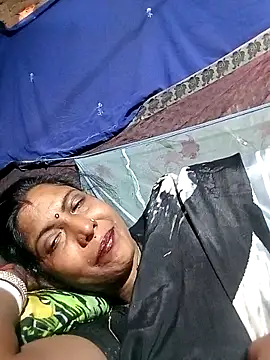 Snapshot of Savita992 chatting on February 2026 08:15:02 AM Savita992 online show from February 2026 08:15:02 AM