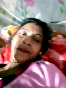 Snapshot of Savita992 chatting on March 2026 07:42:01 PM Savita992 online show from March 2026 07:42:01 PM