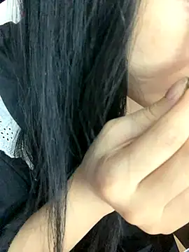 Snapshot of Linhtruong_ chatting on September 2025 04:12:01 AM Linhtruong online show from September 2025 04:12:01 AM