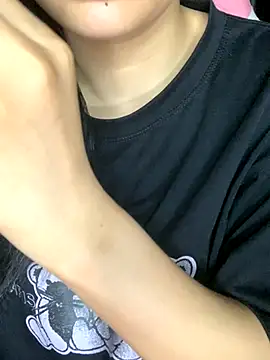 Snapshot of Linhtruong_ chatting on September 2025 04:28:02 AM Linhtruong online show from September 2025 04:28:02 AM