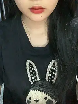 Snapshot of Linhtruong_ chatting on November 2025 04:26:02 AM Linhtruong online show from November 2025 04:26:02 AM