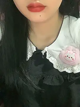 Snapshot of Linhtruong_ chatting on November 2025 12:49:02 AM Linhtruong online show from November 2025 12:49:02 AM