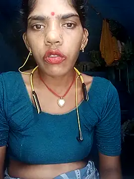 Snapshot of HOTFARSI chatting on October 2025 05:41:02 PM HOTFARSI online show from October 2025 05:41:02 PM