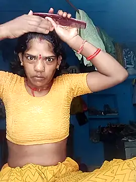 Snapshot of HOTFARSI chatting on October 2025 10:30:02 PM HOTFARSI online show from October 2025 10:30:02 PM