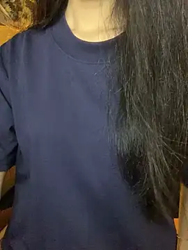 Snapshot of Nhinhi18 chatting on September 2025 03:23:01 PM Nhinhi18 online show from September 2025 03:23:01 PM