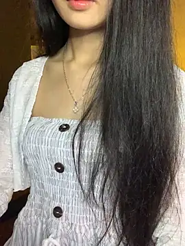 Nhinhi18 online show from March 2026 04:36:01 PM