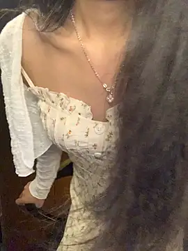 Nhinhi18 online show from April 2026 03:46:01 PM