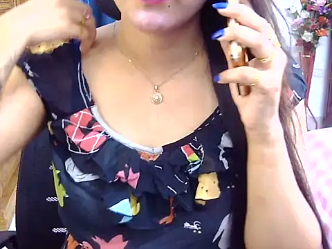 Snapshot of Obonti_2000 chatting on September 2025 06:23:02 PM Obonti 2000 online show from September 2025 06:23:02 PM