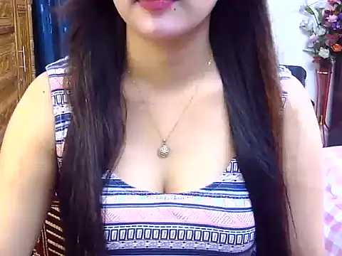 Snapshot of Obonti_2000 chatting on September 2025 05:07:02 PM Obonti 2000 online show from September 2025 05:07:02 PM