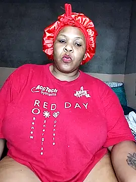 Snapshot of Moretl chatting on November 2025 08:40:01 PM Moretl online show from November 2025 08:40:01 PM