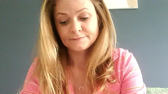 Snapshot of Ginger-bb chatting on April 2026 05:49:02 AM Ginger-bb online show from April 2026 05:49:02 AM