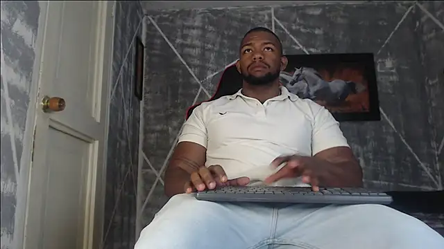 Snapshot of big_blackmen19 chatting on September 2025 01:24:02 PM big blackmen19 online show from September 2025 01:24:02 PM