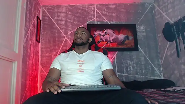 Snapshot of big_blackmen19 chatting on November 2025 01:29:02 PM big blackmen19 online show from November 2025 01:29:02 PM