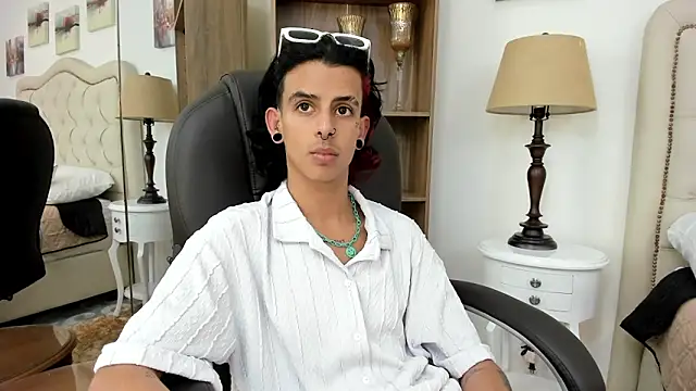 Ibratxandy online show from February 2026 05:19:02 PM