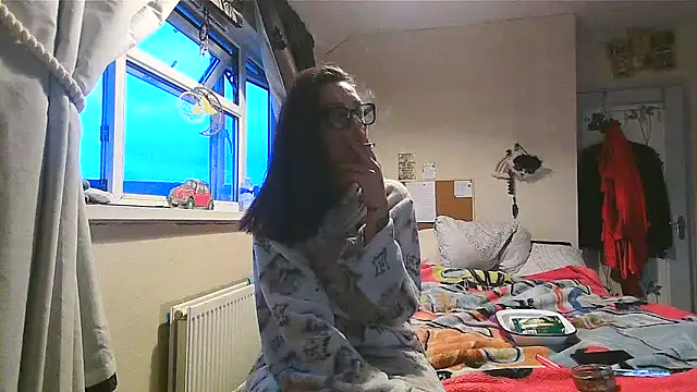 Snapshot of Mistress-Ivy51 chatting on April 2026 04:50:01 AM Mistress-Ivy51 online show from April 2026 04:50:01 AM