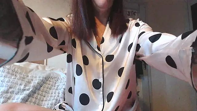 Snapshot of Mistress-Ivy51 chatting on April 2026 04:52:02 AM Mistress-Ivy51 online show from April 2026 04:52:02 AM