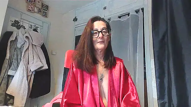Snapshot of Mistress-Ivy51 chatting on May 2026 05:47:01 AM Mistress-Ivy51 online show from May 2026 05:47:01 AM