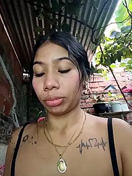 Rous-squir online show from November 2025 12:39:02 PM