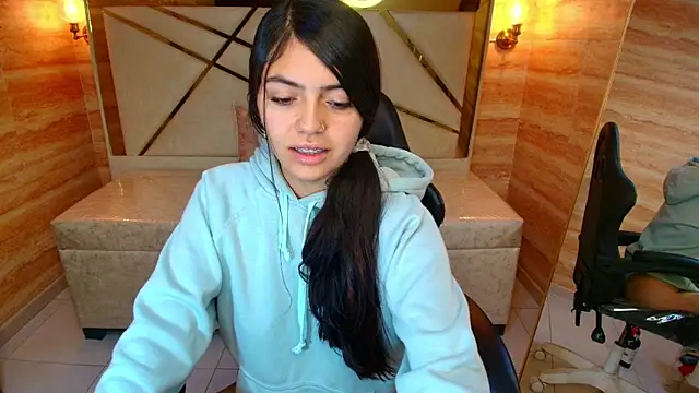 cami goddess r online show from November 2025 01:12:02 PM