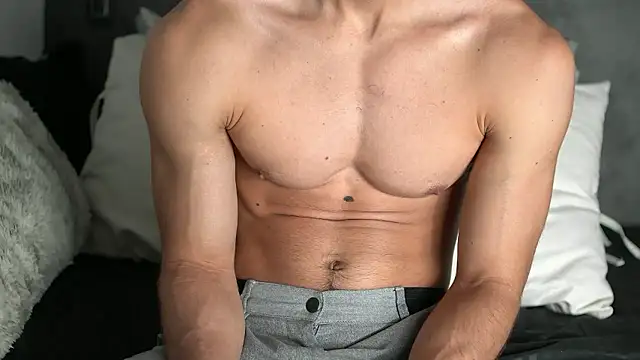 Snapshot of joesteel chatting on September 2025 06:20:02 PM joesteel online show from September 2025 06:20:02 PM