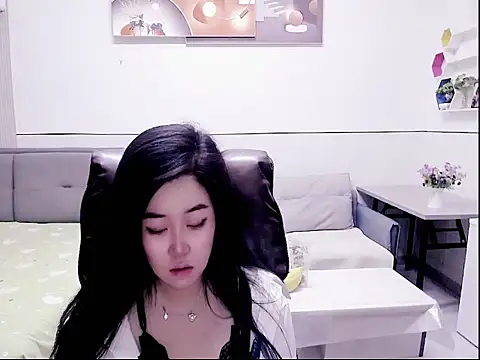 iukoi 77 online show from March 2026 12:33:02 PM