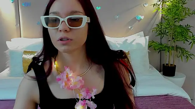 NoraHaynes online show from February 2026 03:13:01 AM