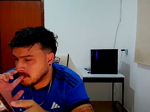 Mineirinhoot online show from January 2026 06:21:02 PM