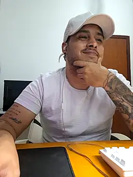 Mineirinhoot online show from January 2026 04:16:01 AM