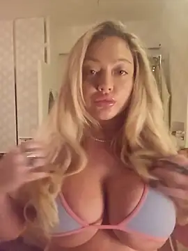 Snapshot of misstitmouseofficial chatting on September 2025 07:25:02 PM misstitmouseofficial online show from September 2025 07:25:02 PM