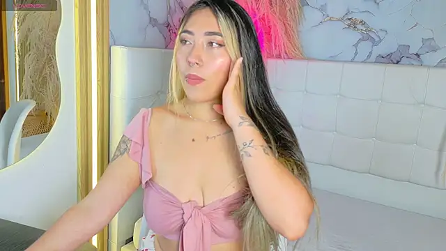  ManuVeelez online show from December 2025 08:16:02 PM