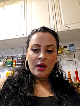 Snapshot of ShineBright88 chatting on May 2026 09:33:02 PM ShineBright88 online show from May 2026 09:33:02 PM