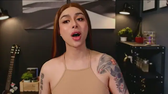 LUNACOCKSLAYER online show from November 2025 05:46:01 AM