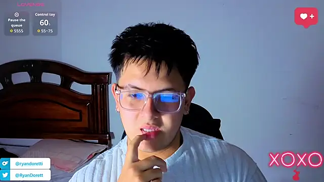 Snapshot of Ryan_Doretti chatting on September 2025 12:16:01 PM Ryan Doretti online show from September 2025 12:16:01 PM