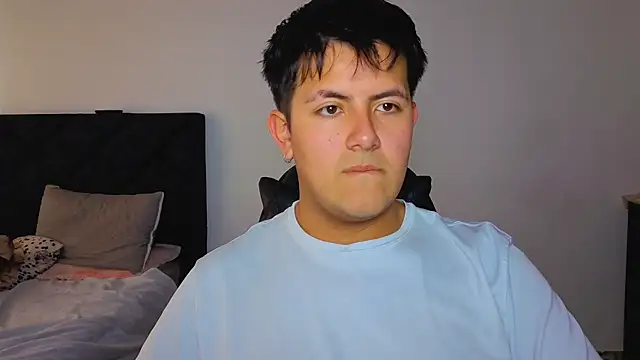 Snapshot of Ryan_Doretti chatting on September 2025 04:23:02 PM Ryan Doretti online show from September 2025 04:23:02 PM