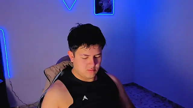 Snapshot of Ryan_Doretti chatting on November 2025 12:17:01 PM Ryan Doretti online show from November 2025 12:17:01 PM