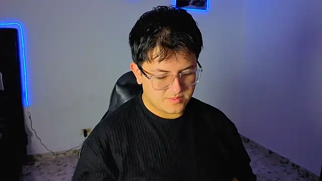 Snapshot of Ryan_Doretti chatting on November 2025 09:41:01 AM Ryan Doretti online show from November 2025 09:41:01 AM