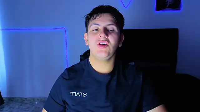 Snapshot of Ryan_Doretti chatting on November 2025 02:50:02 PM Ryan Doretti online show from November 2025 02:50:02 PM