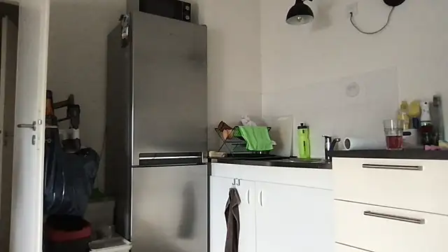 Snapshot of Toysboy67bi chatting on September 2025 07:30:02 AM Toysboy67bi online show from September 2025 07:30:02 AM