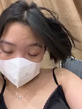 Thuylinh05 online show from October 2025 10:45:01 AM